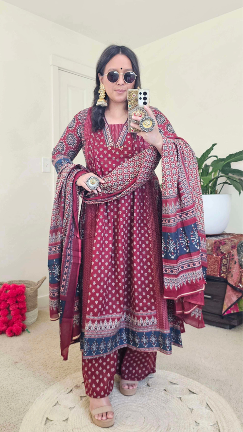 BISHNU ANARKALI MAROON