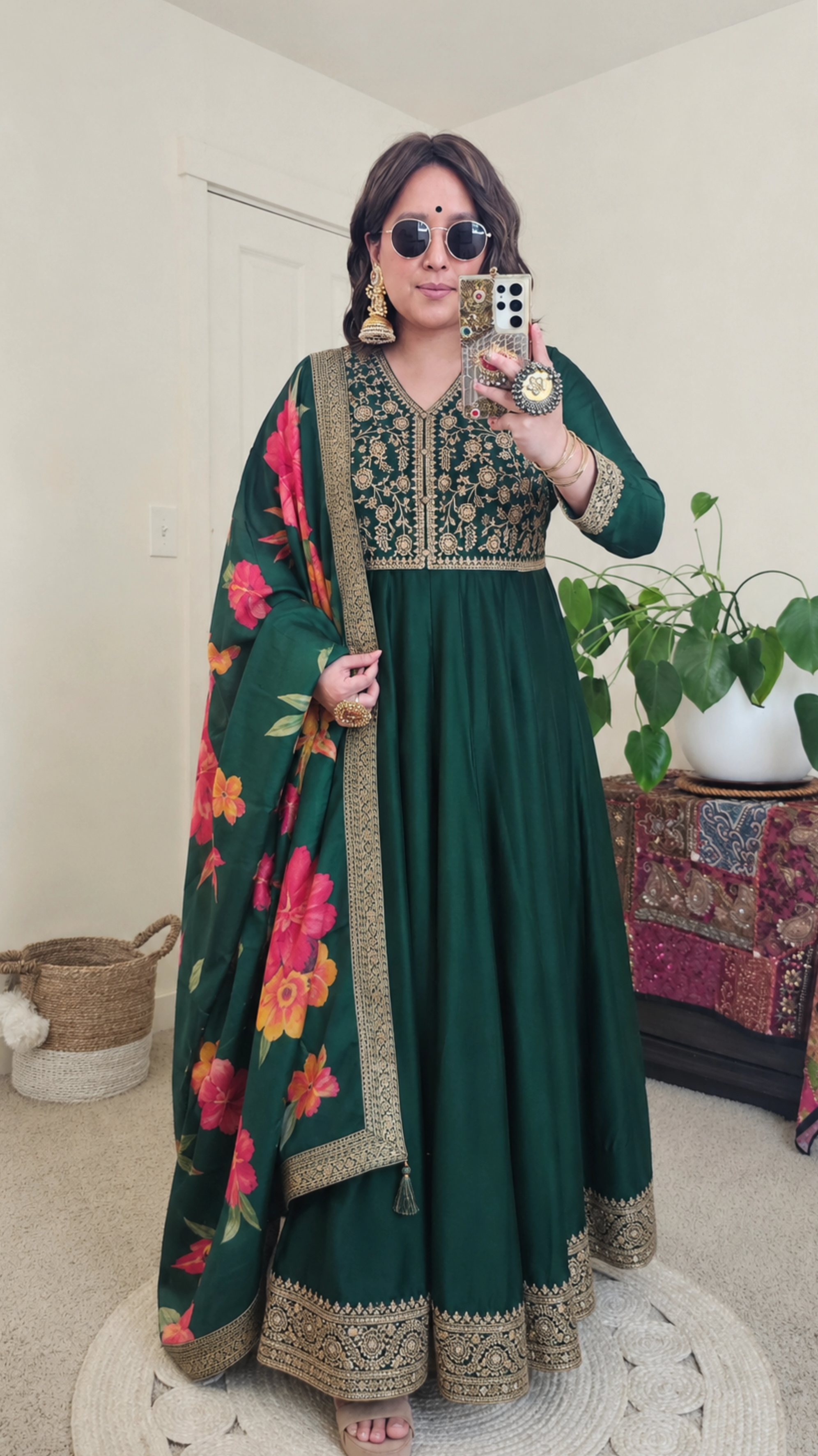 PYARI GOWN